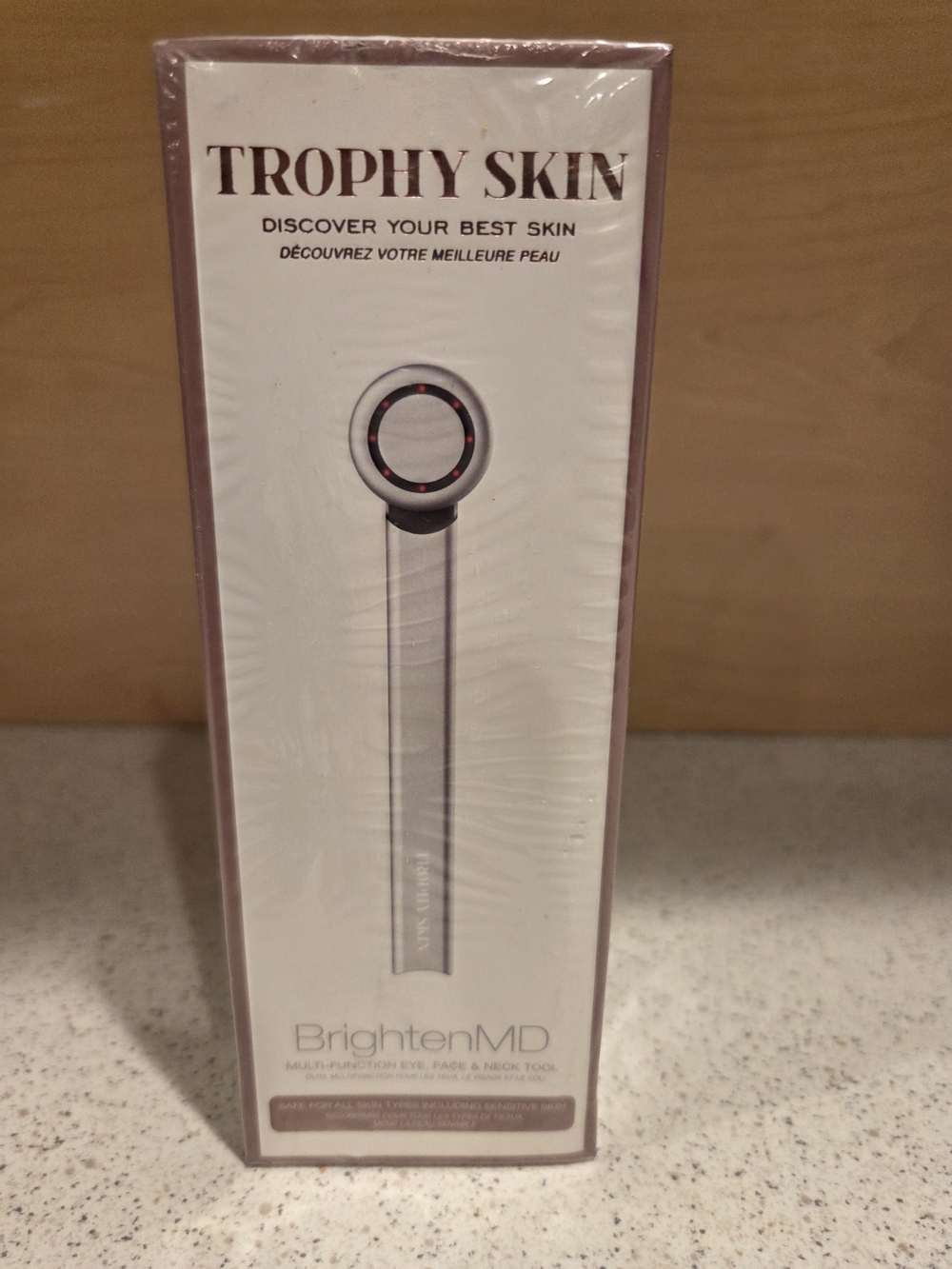 Trophy Skin BrightenMD Multi-Function LED Face & Neck Device – NEW SEALED
